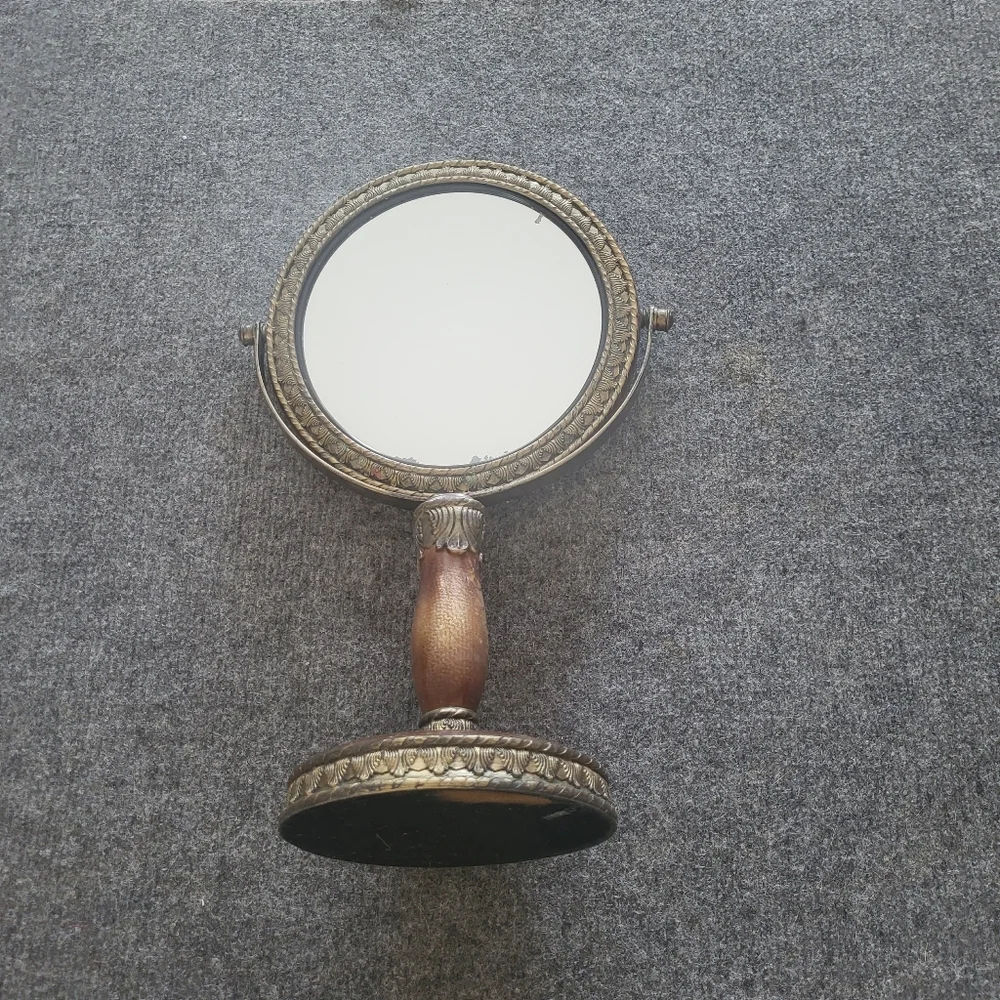 Vintage Style Tabletop Mirror - Picture 1 of 7
